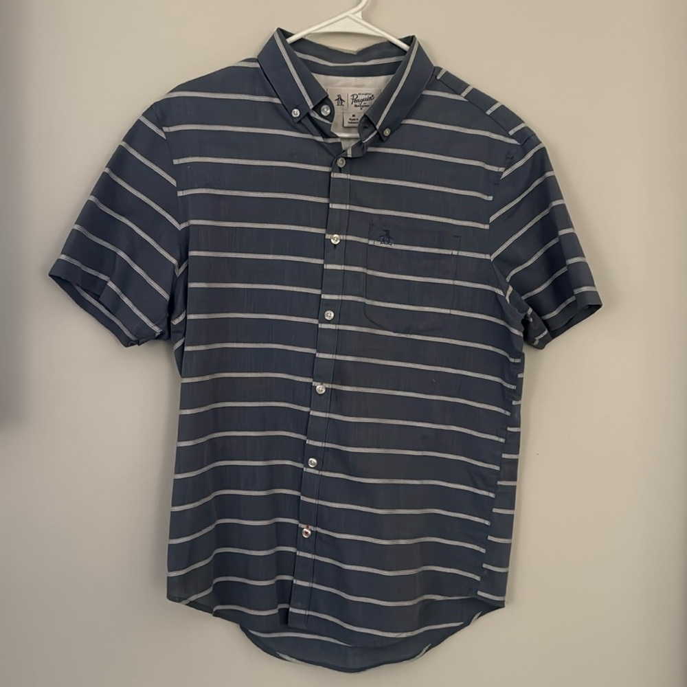 Penguin button shirt size medium